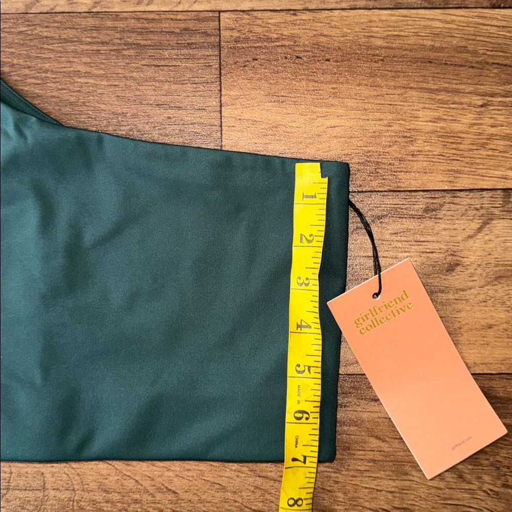 Girlfriend Collective Size Medium Dark Forest Green One Shoulder Sports Bra NWT - Picture 11 of 11